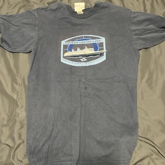 Men’s medium tshirt bundle. Comes with three shirts, all size medium. - Picture 2 of 3